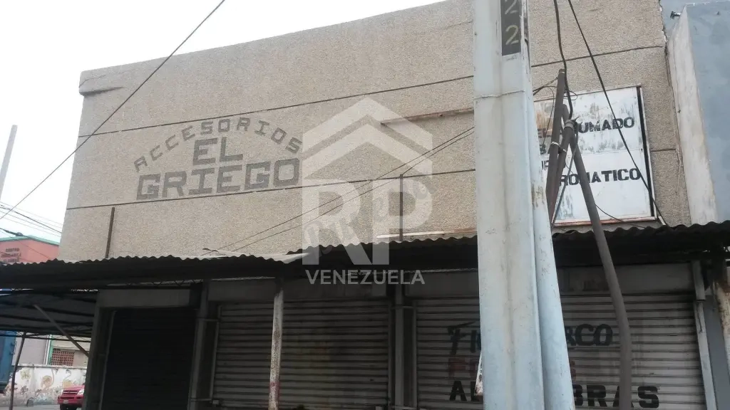 PLL-033 Local Comercial en Venta en el Sector Los Haticos, Maracaibo