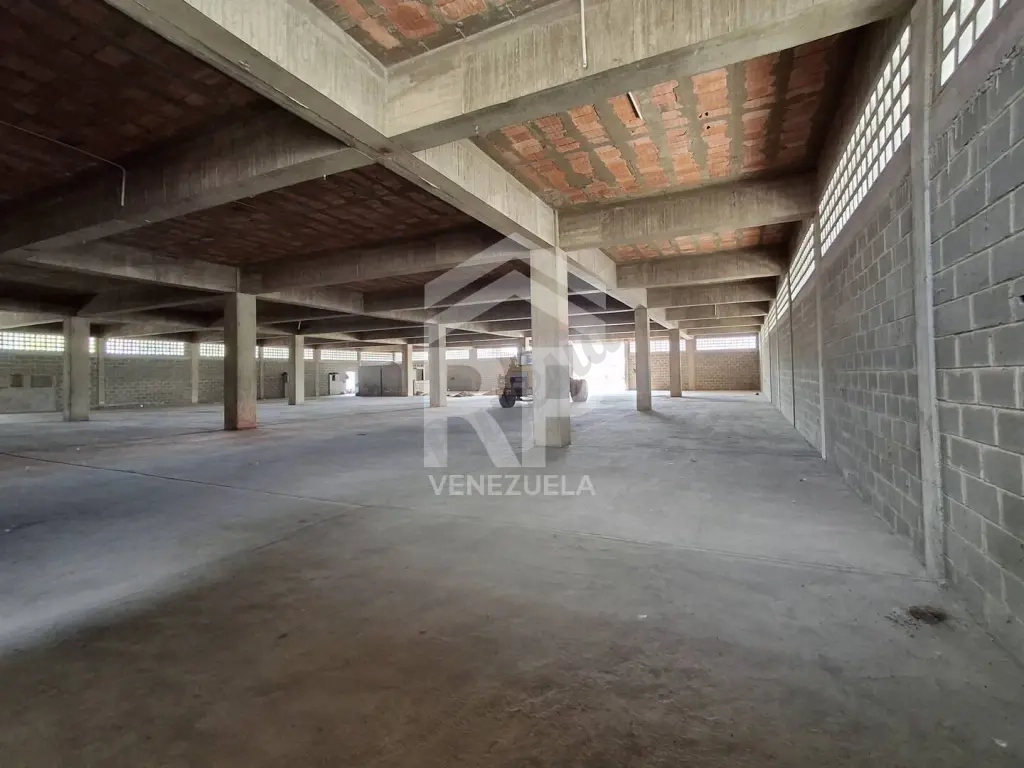 CRG-001 Galpón en Venta o Alquiler en la Zona II, Barquisimeto