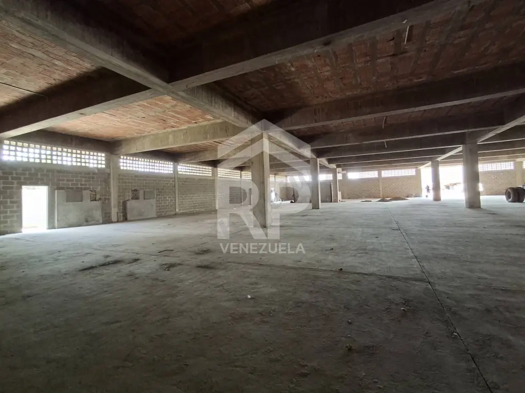 CRG-001 Galpón en Venta o Alquiler en la Zona II, Barquisimeto