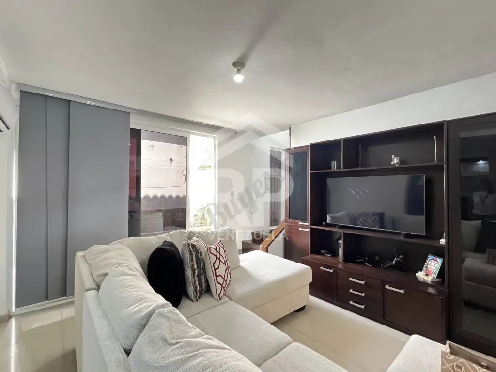 SGC-457 Townhouse en Venta en Urbanización Pedro Manuel Arcaya, Punto Fijo
