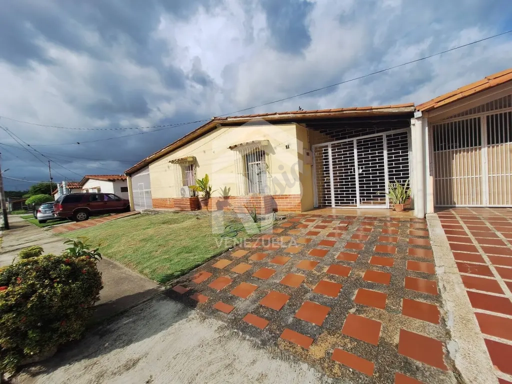 CRC-003 Casa En Venta en Urbanizacion El Valle, Barquisimeto