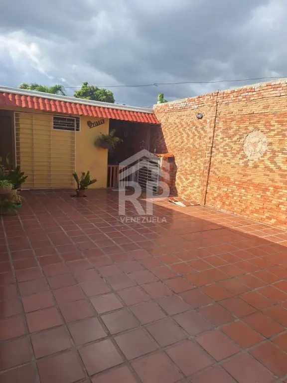 CRC-003 Casa En Venta en Urbanizacion El Valle, Barquisimeto
