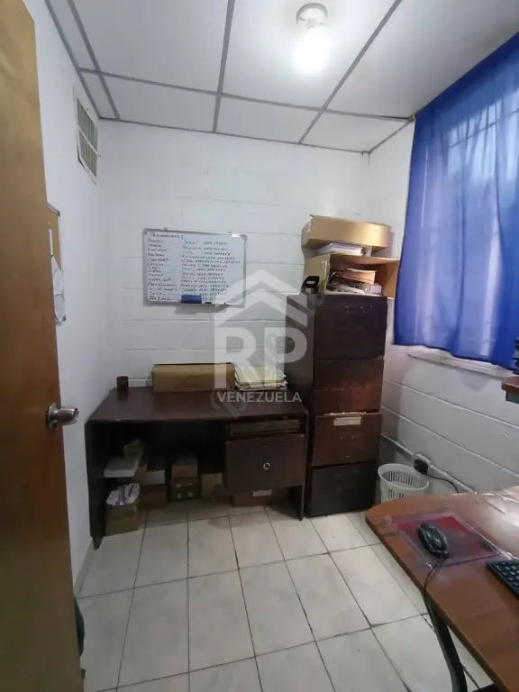 CRL-003 Local Comercial en Venta en Urb El Paraiso, Cabudare
