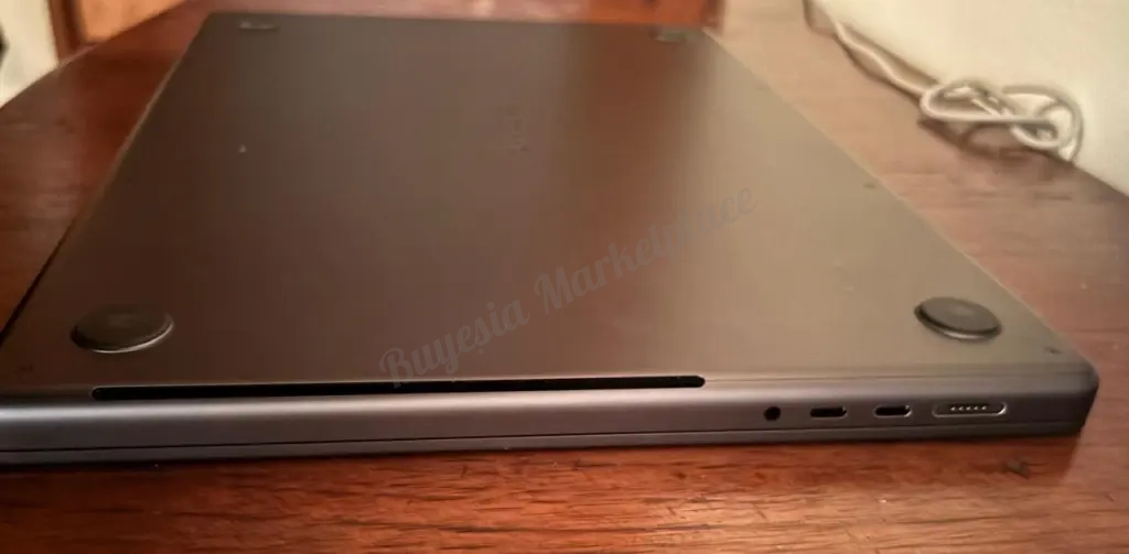 Apple Macbook Pro 16 M3 Pro 18gb 512gb Space Black