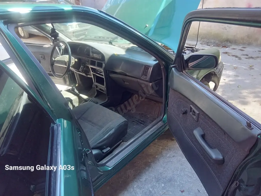 Toyota Corolla Araya Sincronico año 92