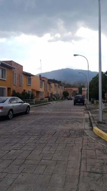 Hermoso TownHouse en Conj. Res. Victoria Villas, Naguanagua