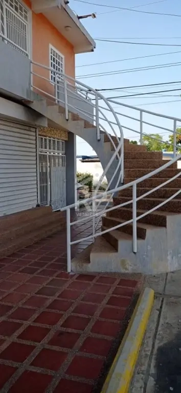 PLE-001 Edificio Comercial en Venta en Zona Norte de Maracaibo