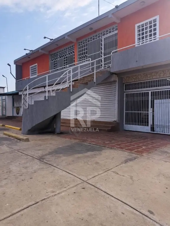 PLE-001 Edificio Comercial en Venta en Zona Norte de Maracaibo