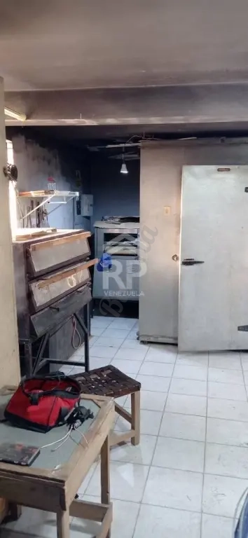 PLE-001 Edificio Comercial en Venta en Zona Norte de Maracaibo