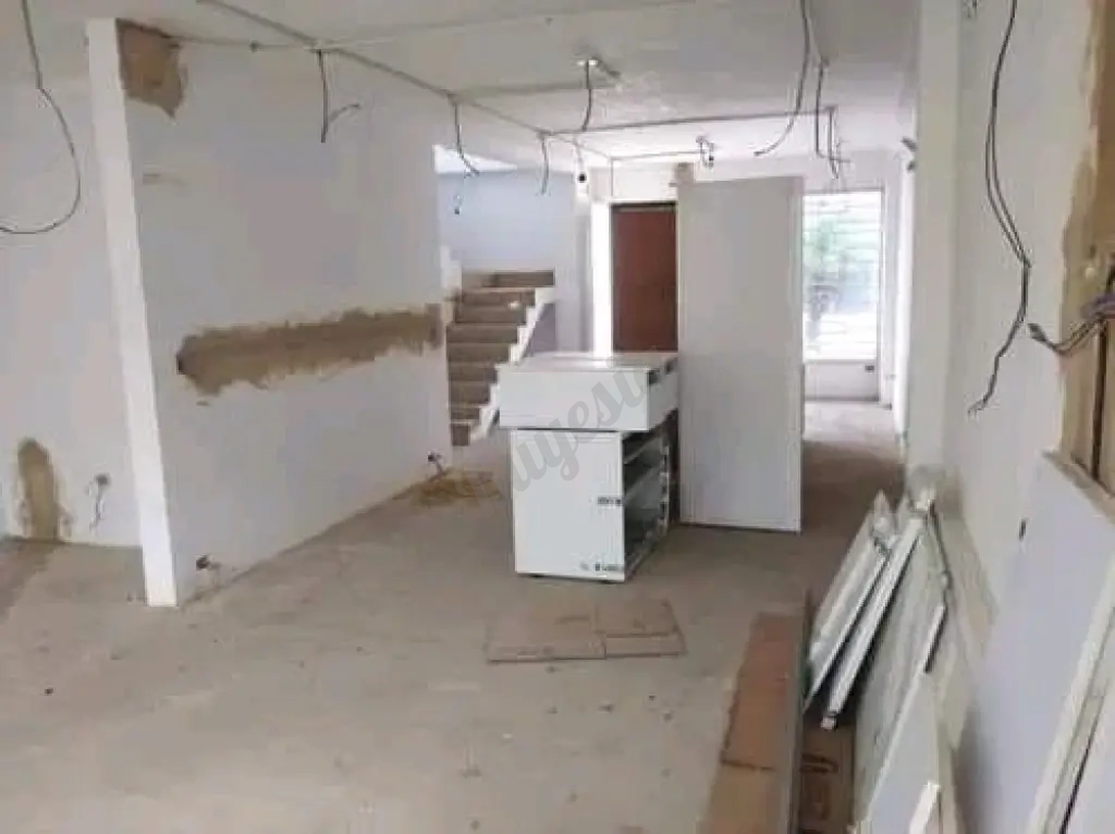 TOWNHOUSE OBRA GRIS CIRCUITO CERRADO