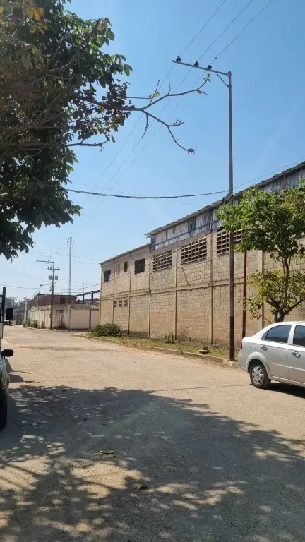 Potencial Galpon en Zona Industrial Loma Linda Guacara