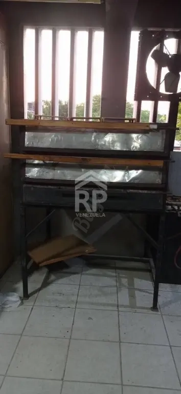 PLE-001 Edificio Comercial en Venta en Zona Norte de Maracaibo