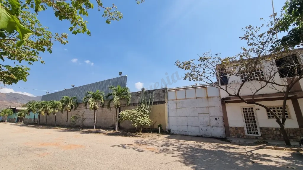 Potencial Galpon en Zona Industrial Loma Linda Guacara