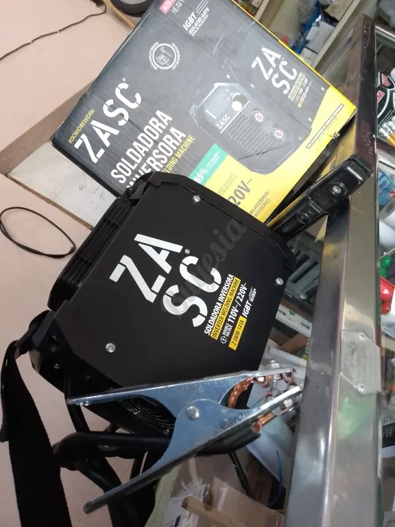 Kit de Herramientas Profesionales: Taladro, Soldadora, Pulidora y Pistola de Pintura