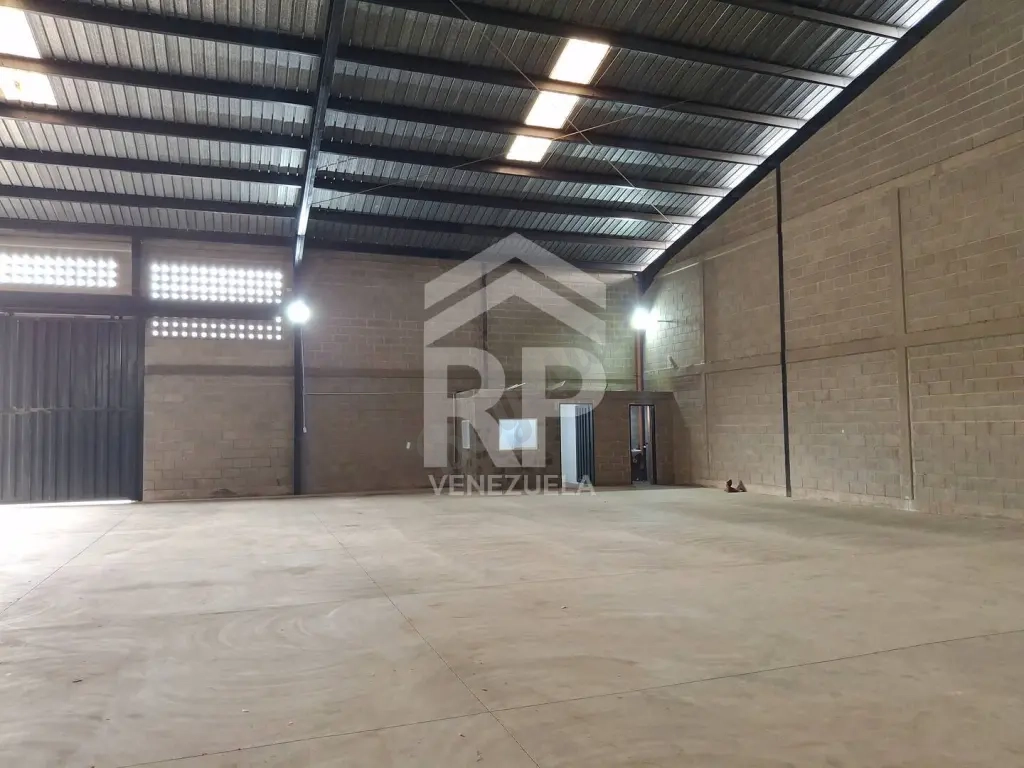 CRG-005 Galpón en Venta o Alquiler en Zona Industrial II, Barquisimeto