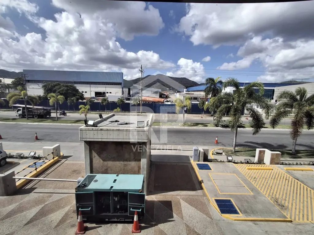 CRL-009 Local en Alquiler en Zona Industrial II, Barquisimeto