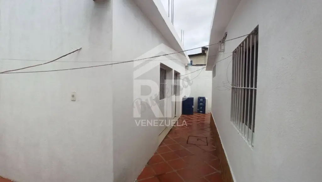 CRC-009 Casa en Venta en Urbanización Fundalara, Barquisimeto