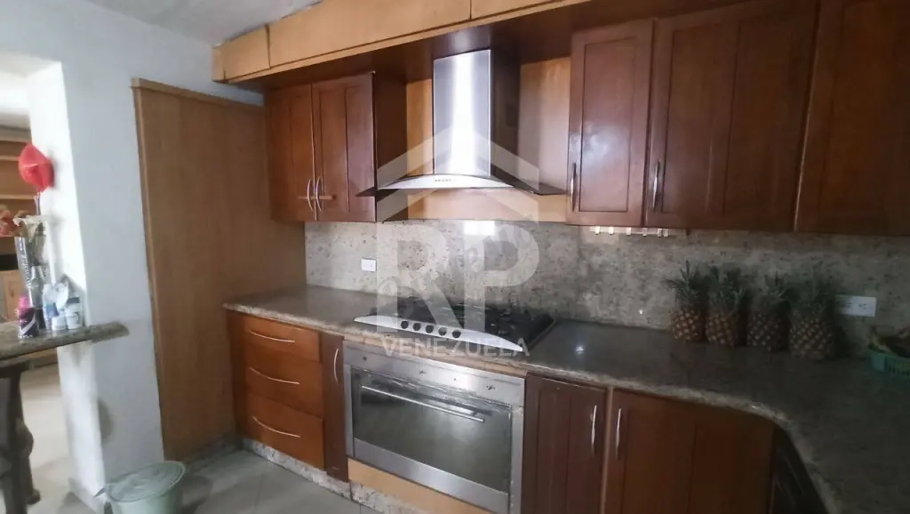 CRC-009 Casa en Venta en Urbanización Fundalara, Barquisimeto