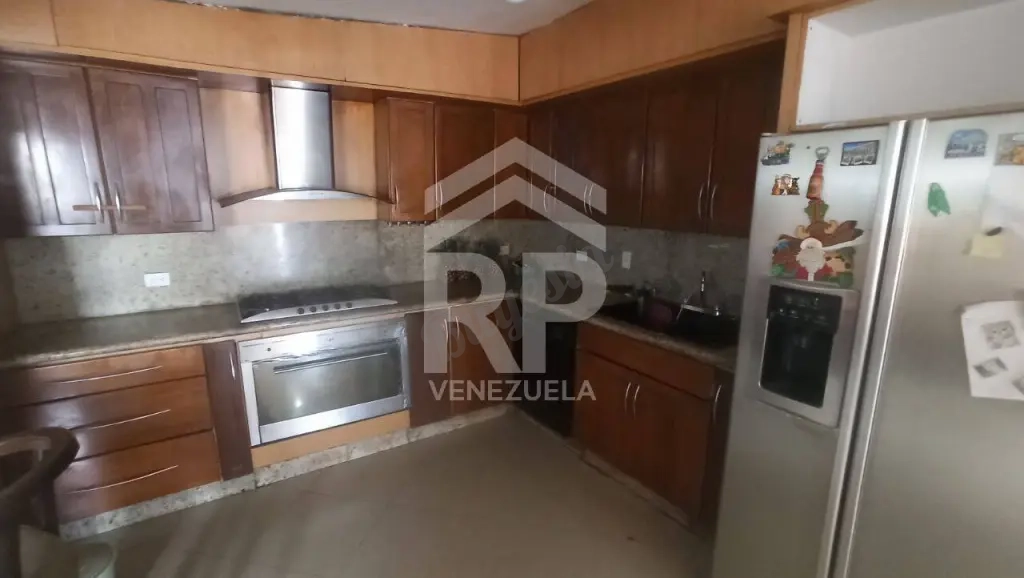 CRC-009 Casa en Venta en Urbanización Fundalara, Barquisimeto