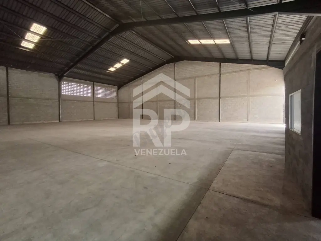 CRG-005 Galpón en Venta o Alquiler en Zona Industrial II, Barquisimeto