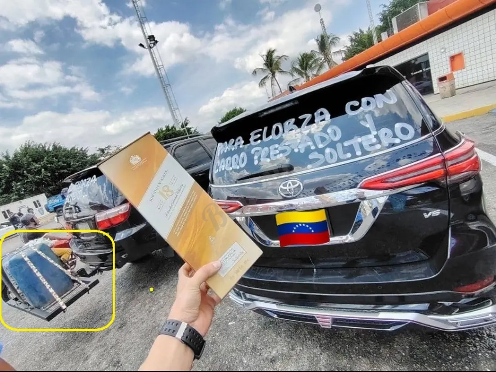 Parrilla porta bidones o equipaje para vehículos.