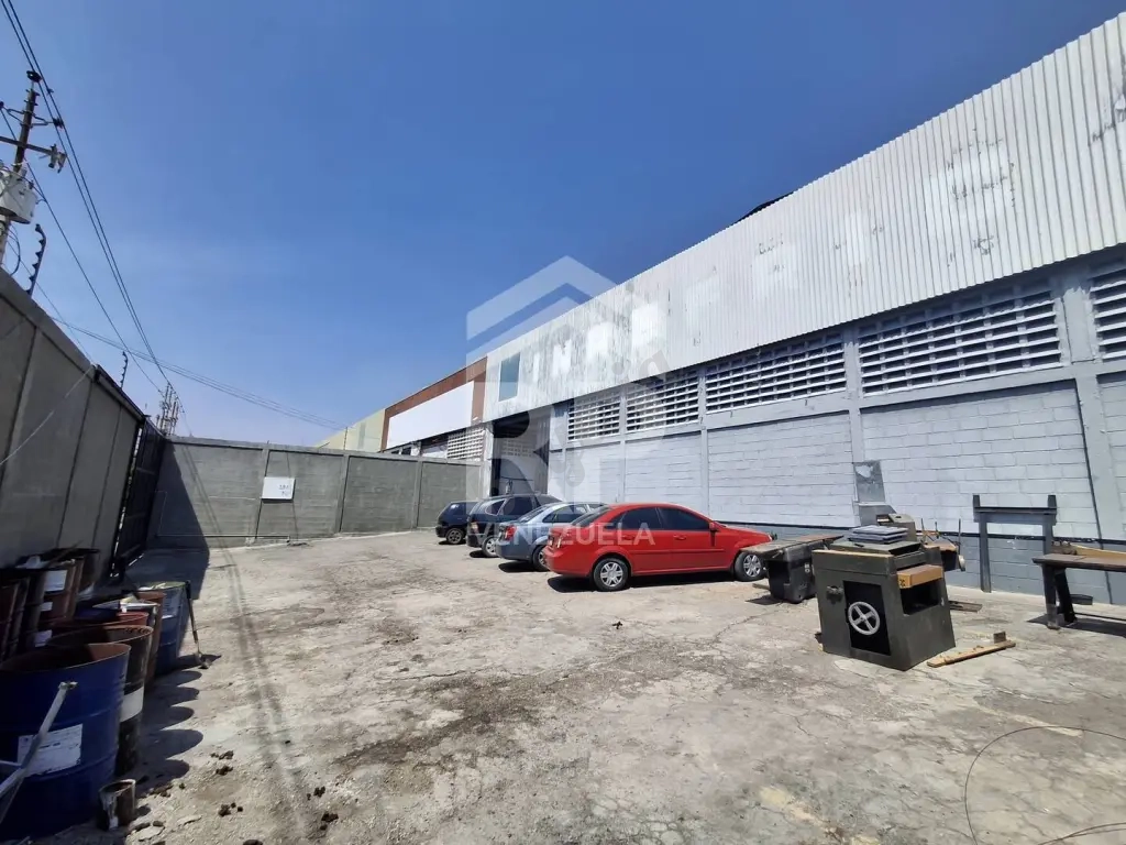 CRG-004 Galpón en Venta en Zona Industrial I, Barquisimeto