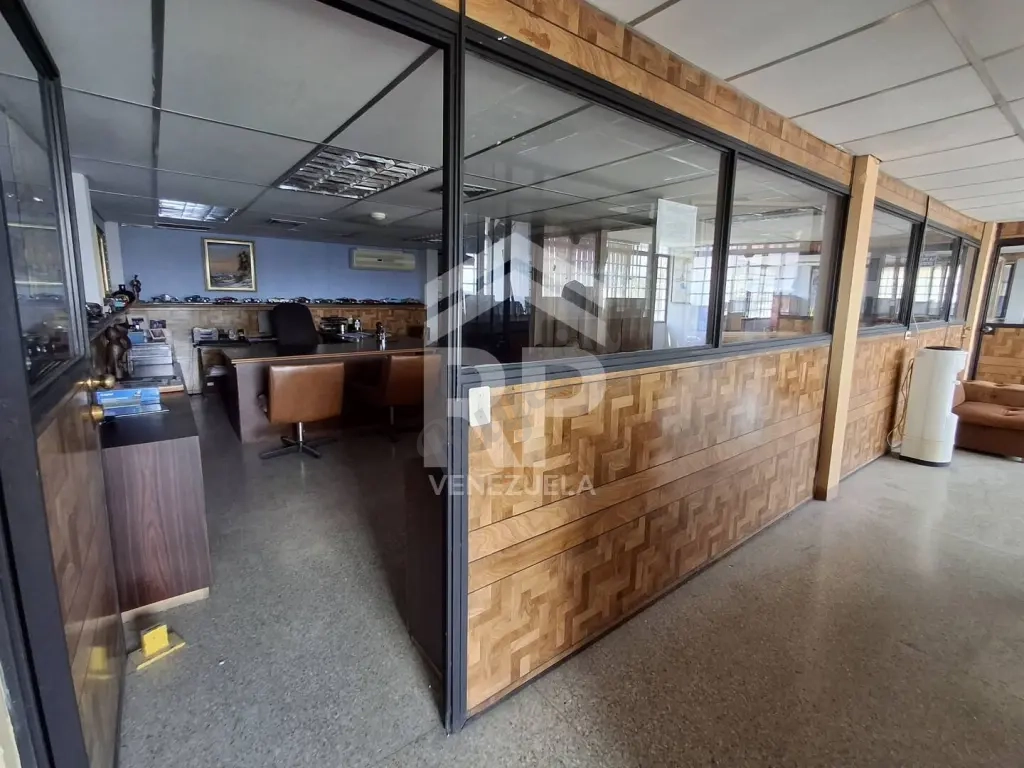 CRG-002 Galpón en Venta o Alquiler en Zona Industrial II, Barquisimeto