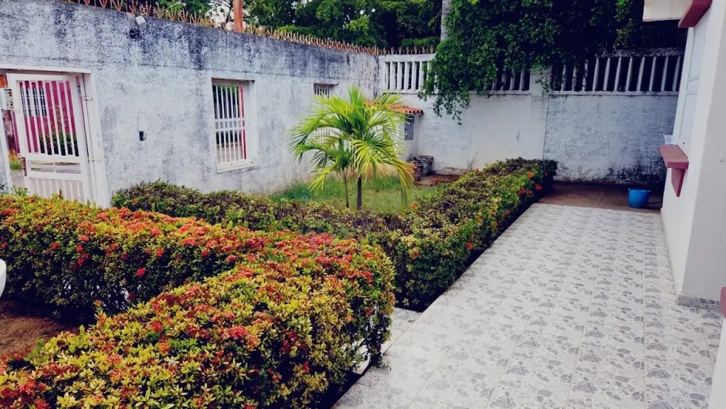 SE VENDE CASA CON EXCELENTE UBICACION ZONA OESTE, MARACAIBO