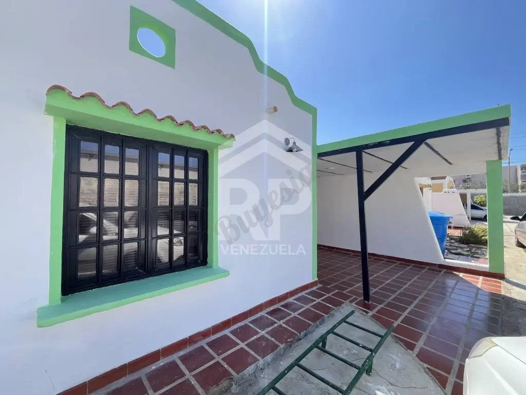 SGC-446 Casa en Alquiler o Venta en la Puerta Maraven