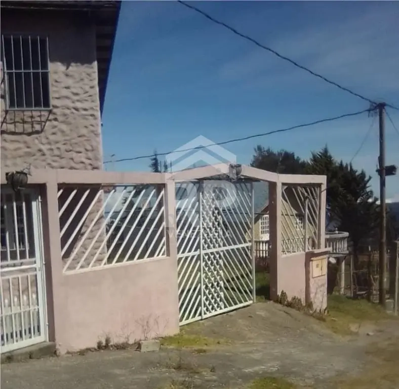 CGC-002 Chalet en Venta en Zona del Junquito, Colonia Tovar
