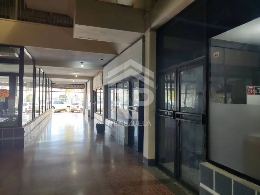 SGL-136 Local Comercial en Alquiler en Punto Fijo