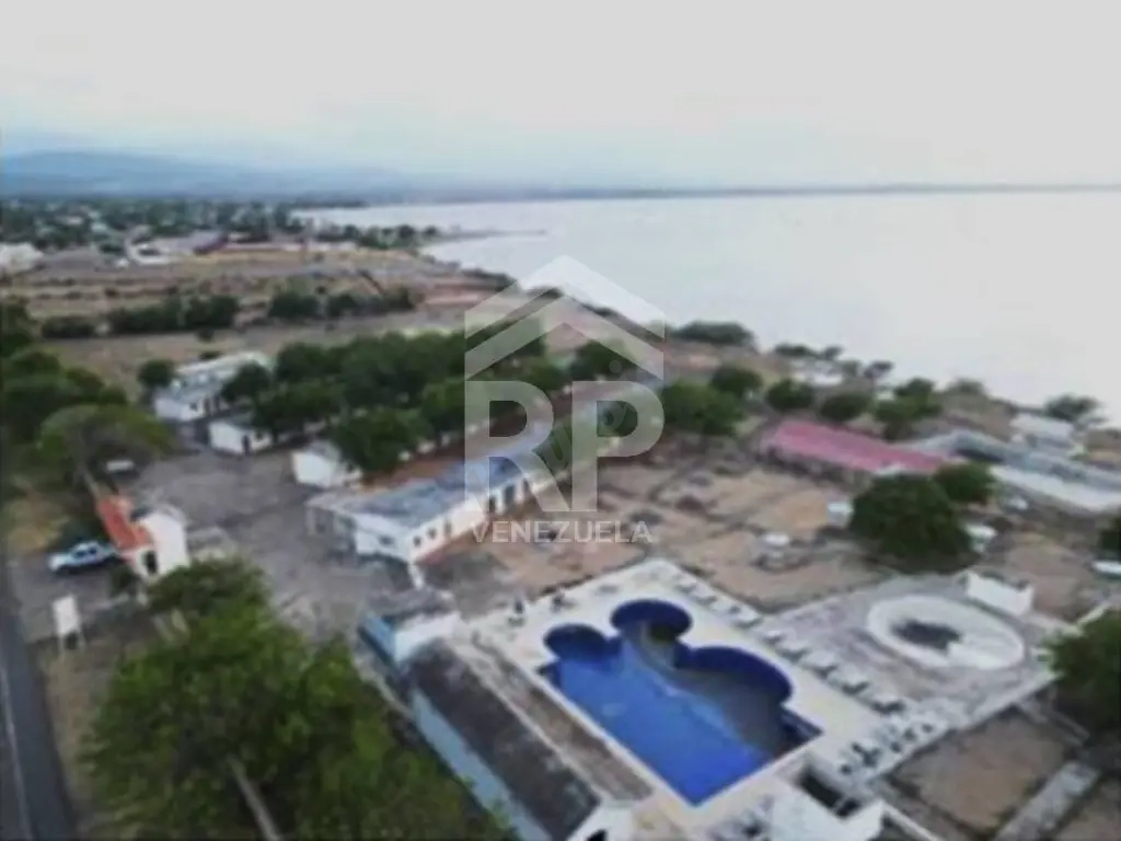 SGFC-027 Hotel en Venta en La Vela de Coro, Estado Falcón