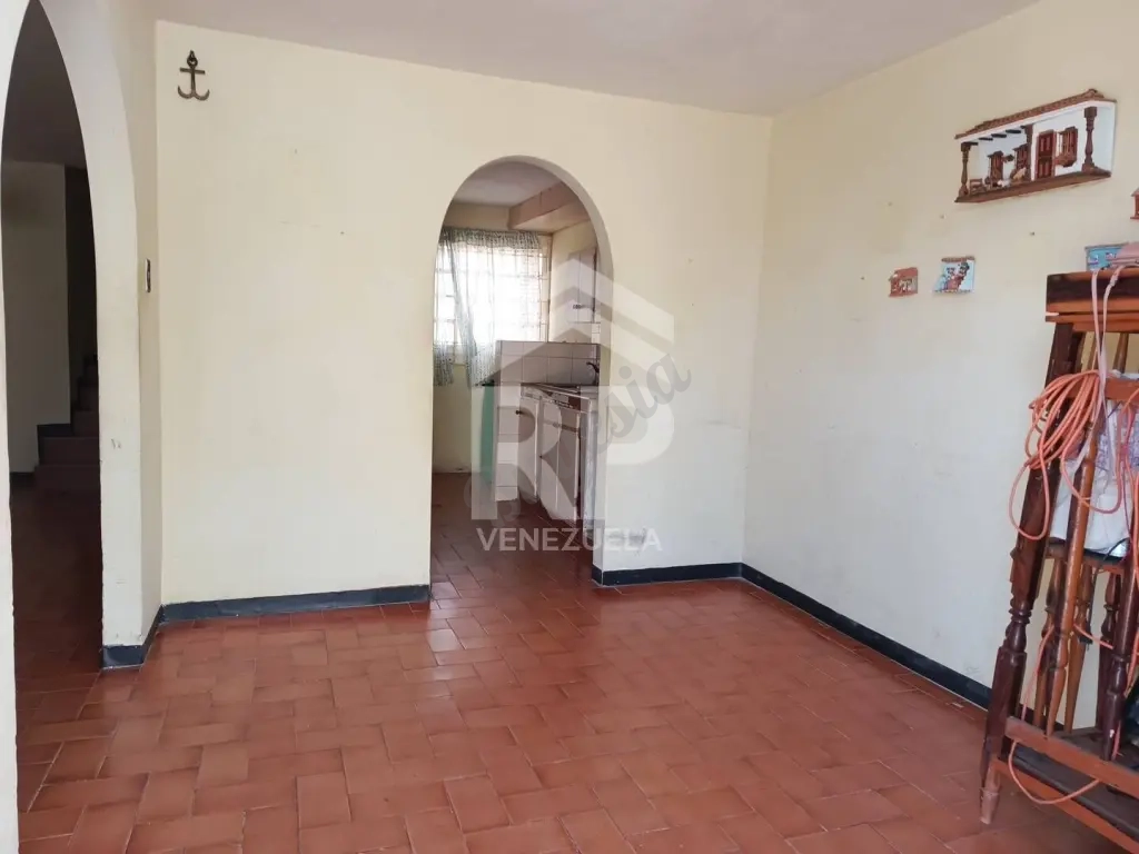 SGC-453 Casa en Venta en Urbanización España, Puerta Maraven
