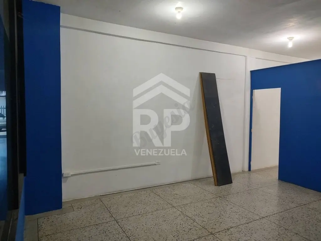 SGL-136 Local Comercial en Alquiler en Punto Fijo