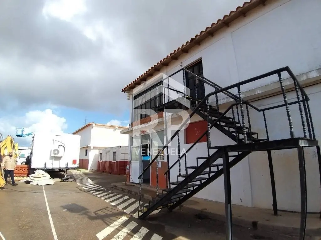 SGG-023 Galpon en Venta en Puerta Maraven