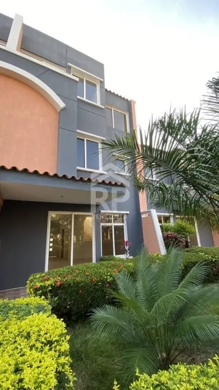 SGC-447 Townhouse a estrenar en Villa Santos, Tucacas Falcón