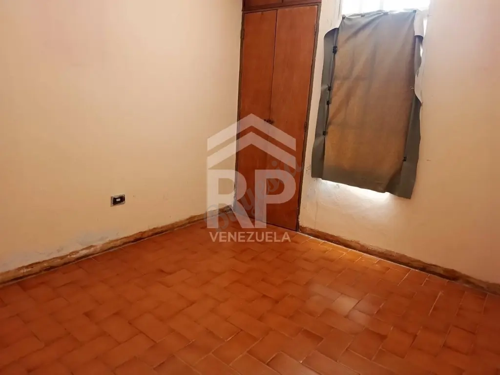 SGC-453 Casa en Venta en Urbanización España, Puerta Maraven