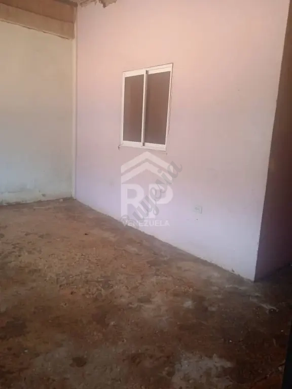 PLC-010 CASA EN VENTA EN EL CAUJARO MARACAIBO