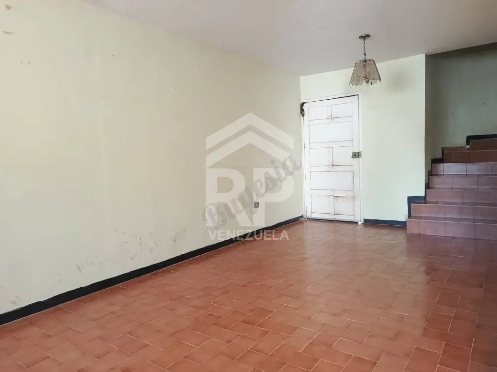 SGC-453 Casa en Venta en Urbanización España, Puerta Maraven