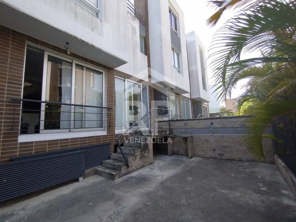 CRC-011 Casa en Venta en Colinas del Viento, Este de Barquisimeto