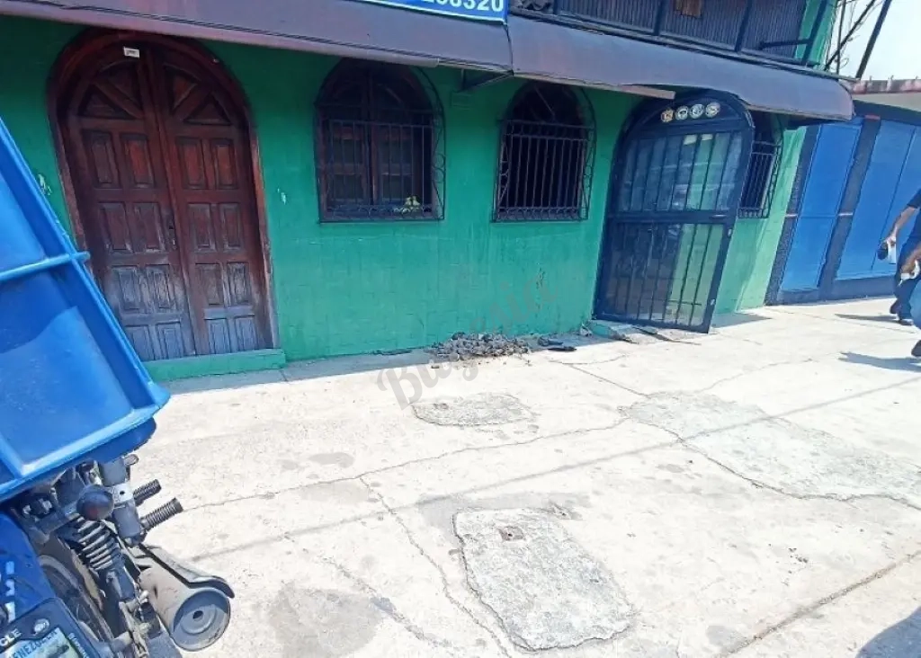 Local Comercial en Av. Michelena, Valencia