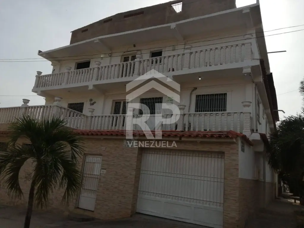 CGC-001 Quinta en Venta en La Guaira