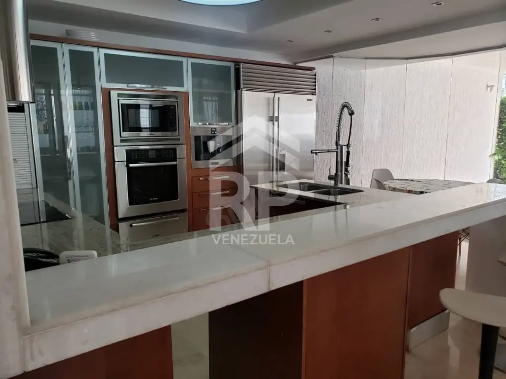 PLC-002 CASA EN VENTA, ZONA ESTE SECTOR LA VIRGINIA MARACAIBO