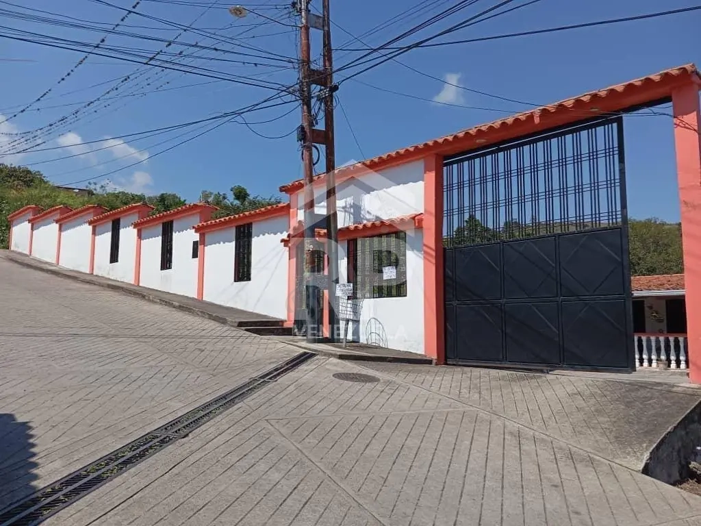 COC-004 CASA DE CAMPO EN VENTA EN EL VALLE (ESTADO TACHIRA)