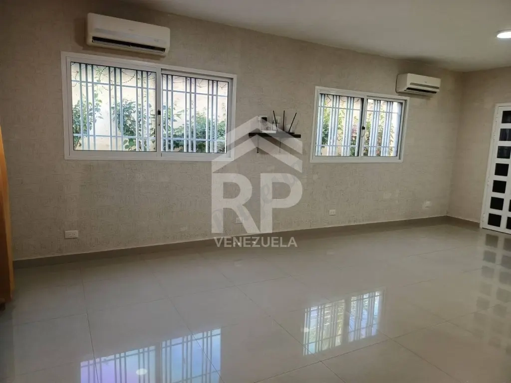 CAC-004 Town House Terrazas de San Miguel Isla de Margarita, Nueva Esp