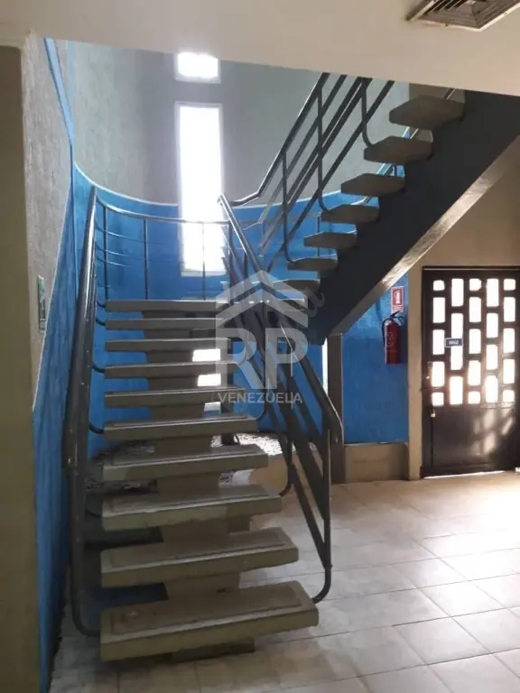 PLG-001 GALPON EN VENTA EN ZONA INDUSTRIAL SUR DE MARACAIBO