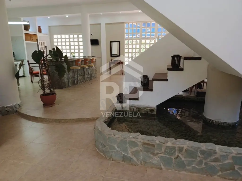 CAC-003 CASA QUINTA EN VENTA EN BAHÍA DE BUCHE MARGARITA
