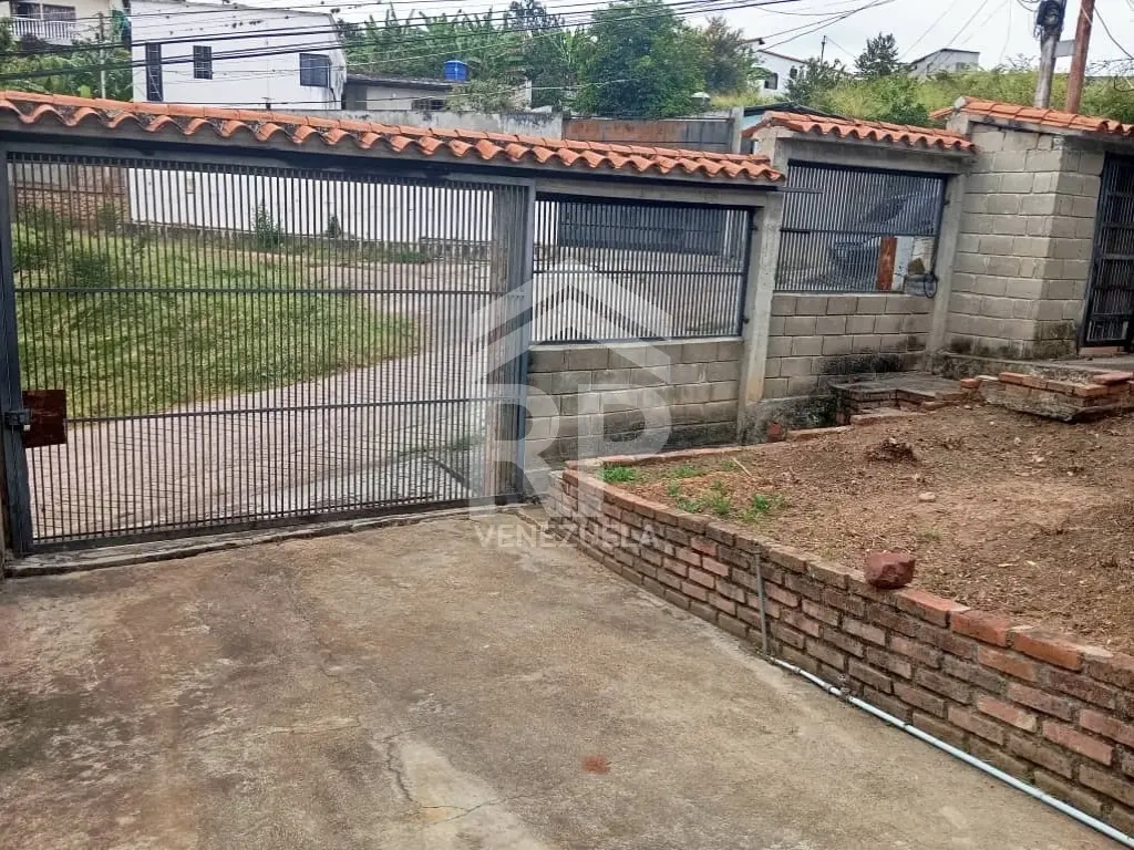 COC-002 CASA EN VENTA EN MATA DE GUADUA (TACHIRA)