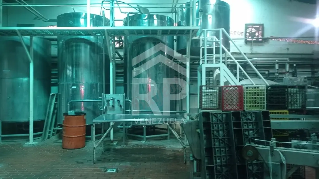 PLFC-012 SE VENDE LOCAL COMERCIAL Y EMPRESA INDUSTRIA DE LACTEOS MARAC