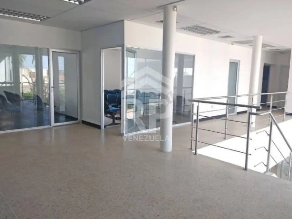 PLL-011 LOCAL COMERCIAL EN VENTA ZONA SUR SAN FRANCISCO MARACAIBO
